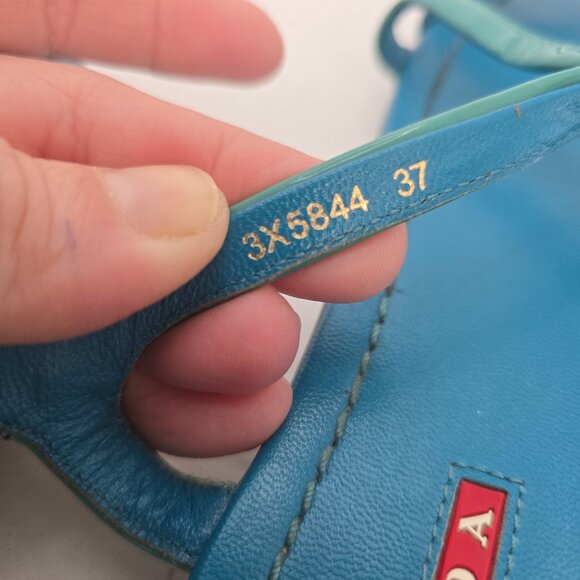 vintage Y2K Prada | teal blue patent leather strappy flat sandals | WMS 6 - Picture 6 of 12